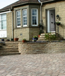 garden landscaping image of walling and steps